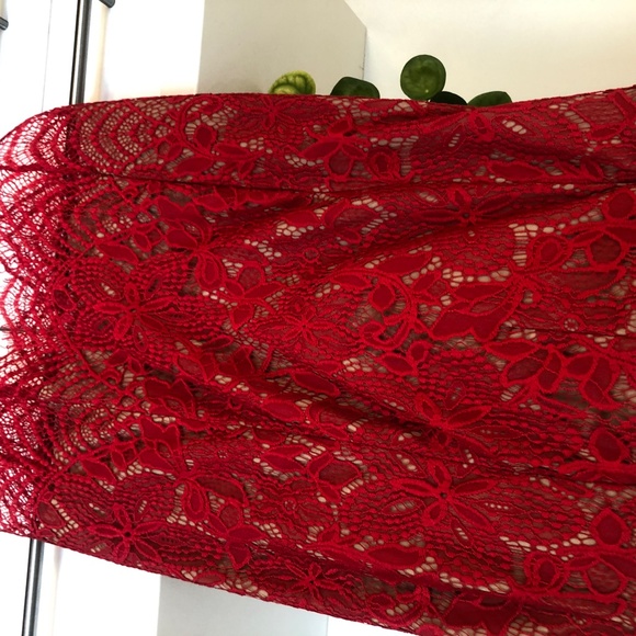 Red Lace Two Piece Set ANGL Size L - Picture 4 of 6